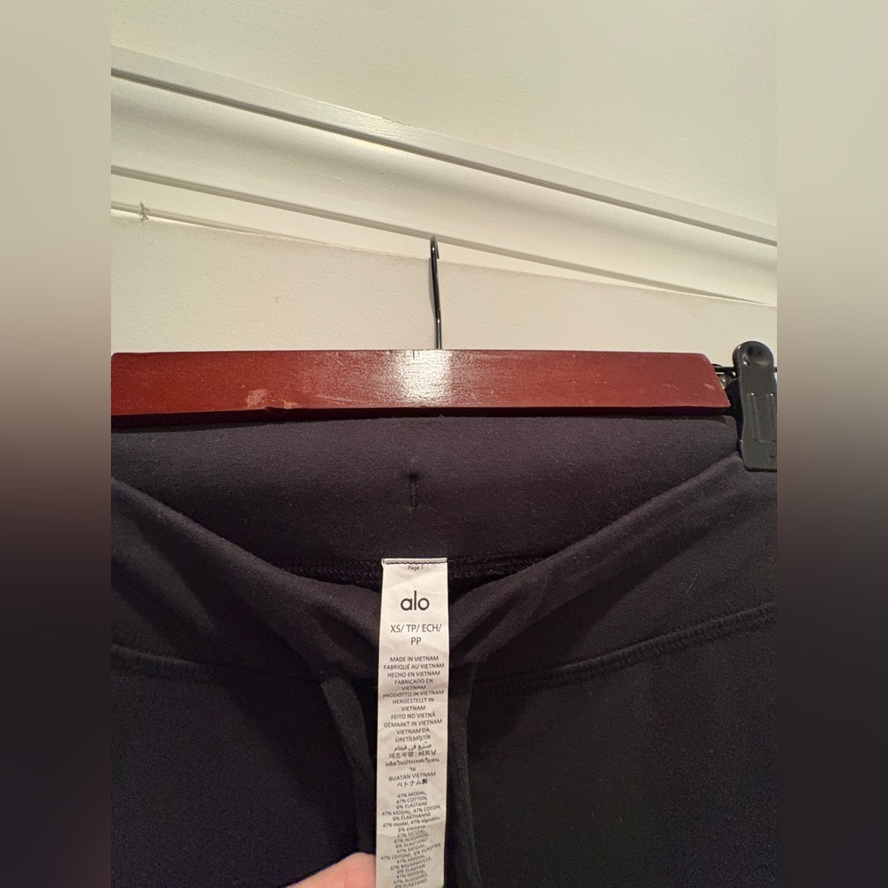 ALO Yoga Sway Bootcut Sweatpant - Black - Picture 7 of 9